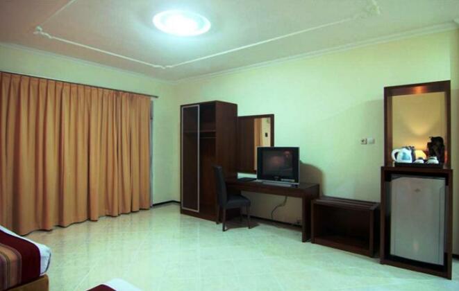 Hotel Indah Jaya - Photo4