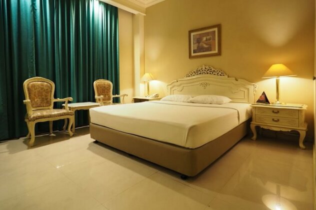 Hotel Indah Palace Solo - Photo5
