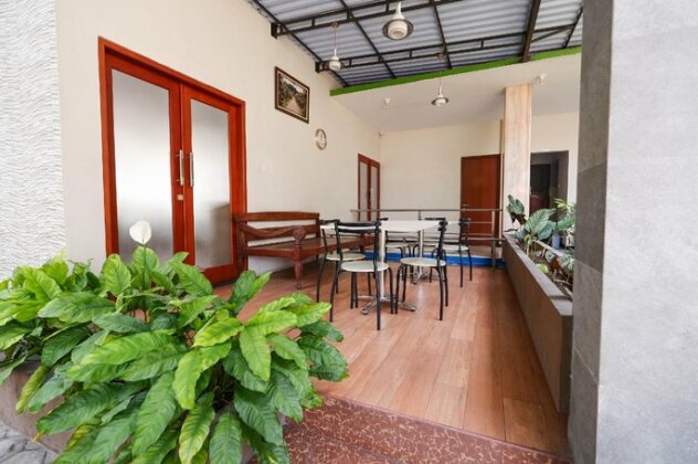 Hotel Mawar Indah - Photo5