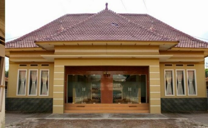 Kartika Syariah Guest House - Photo2