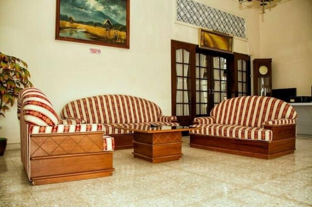 Kartika Syariah Guest House - Photo5