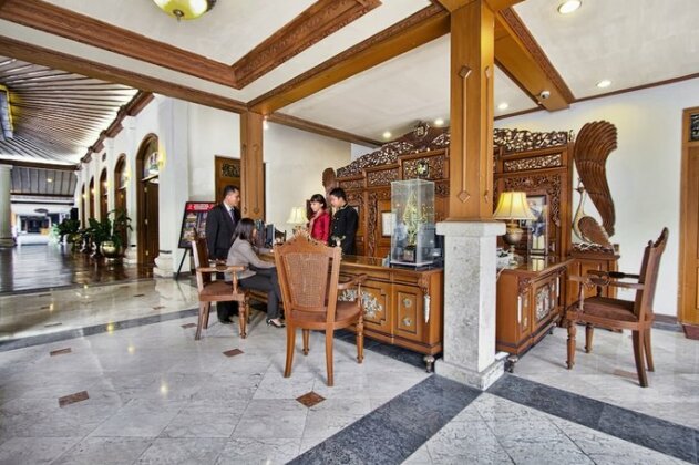 Kusuma Sahid Prince Hotel - Photo4