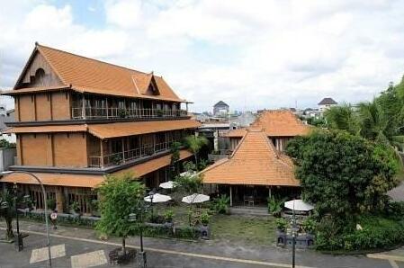 Omah Sinten Heritage Hotel & Resto - Photo2