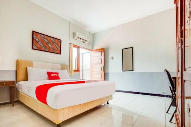 OYO 3338 Wisma Anugerah - Photo2