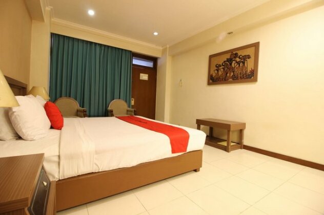 RedDoorz Premium @ Slamet Riyadi 2 - Photo2