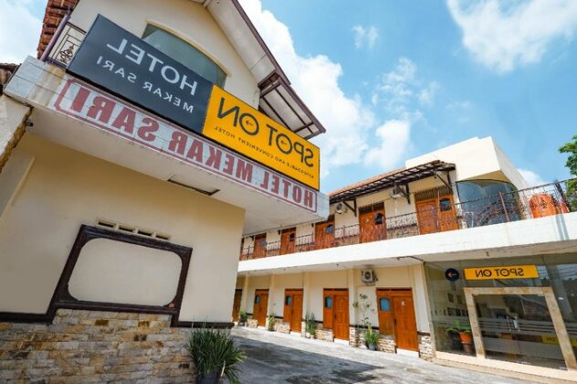SPOT ON 2011 Hotel Mekar Sari - Photo2