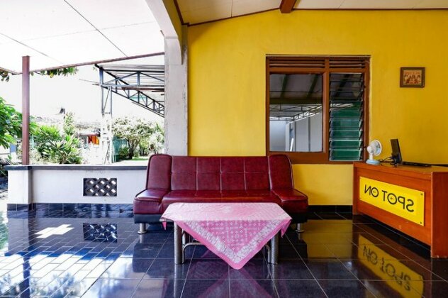 SPOT ON 2821 Griya Kawula Syariah - Photo3