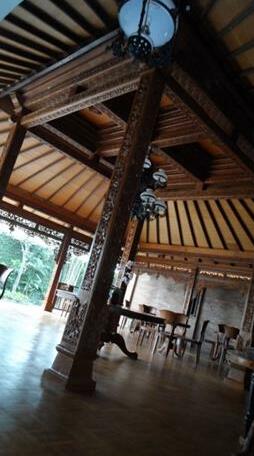 The Edelweiss Hideaway Villas - Photo3