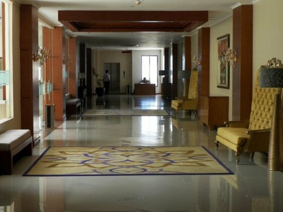 Sutanraja Hotel & Convention Centre - Photo3