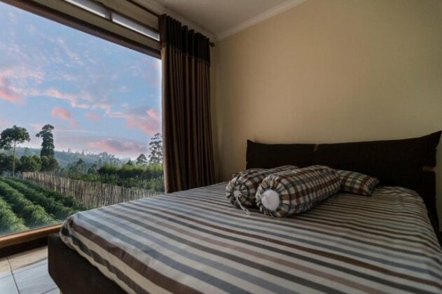 Woodybed Hostel Pangalengan - Photo3
