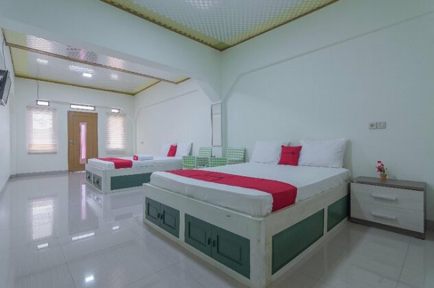 RedDoorz Resort Syariah @ Batu Apung Purwakarta - Photo4