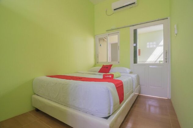 RedDoorz Syariah near Museum Wisma Karya Subang - Photo2