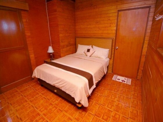 Villa ChavaMinerva Kayu - Ciater Highland Resort - Photo5