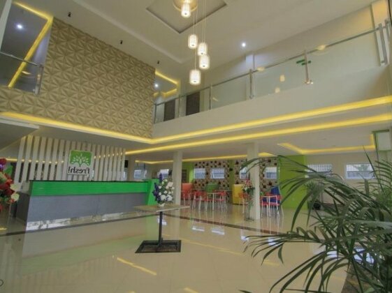 Fresh Hotel Sukabumi - Photo2