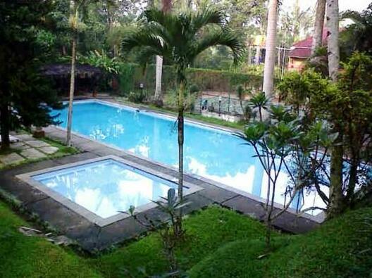 Hotel Augusta Sukabumi - Photo5