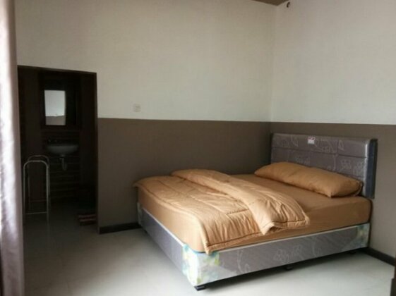HTM Guesthouse - Photo4