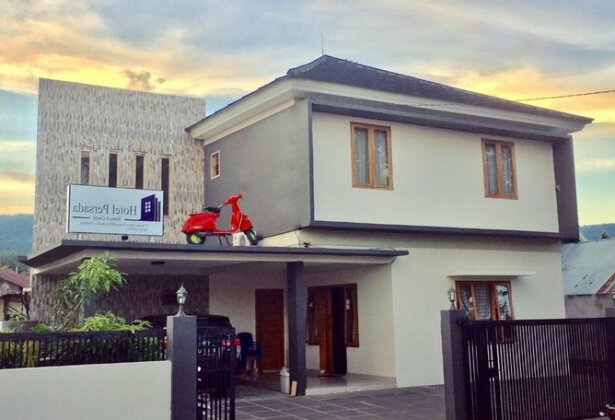 Hotel Persada Bombana - Photo2