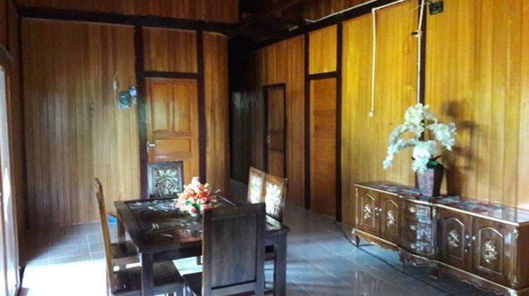 Minahasa Bed & Breakfast - Photo5