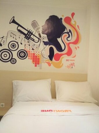 Djo Front One Inn Bengkulu - Photo3