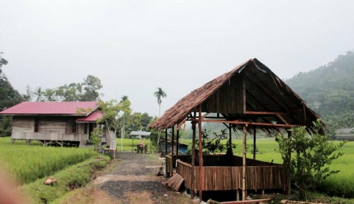 Entra Lodge