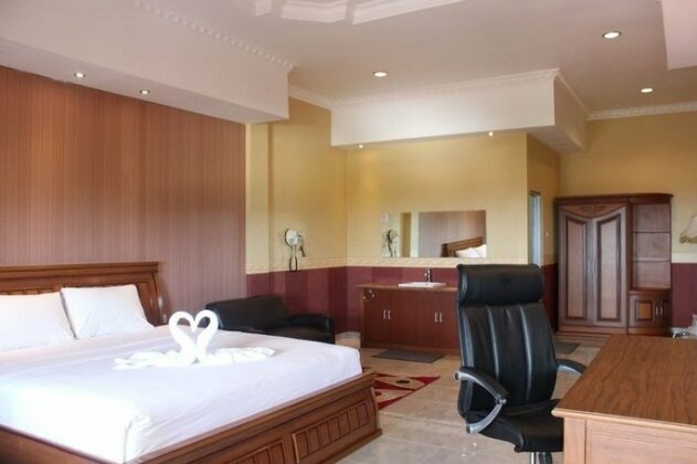 Imelda Hotel - Waterpark - Convention - Photo5