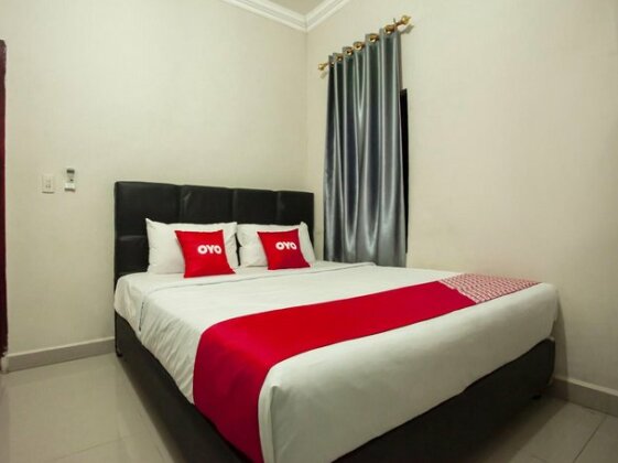 OYO 1631 Hotel Apple - Photo5