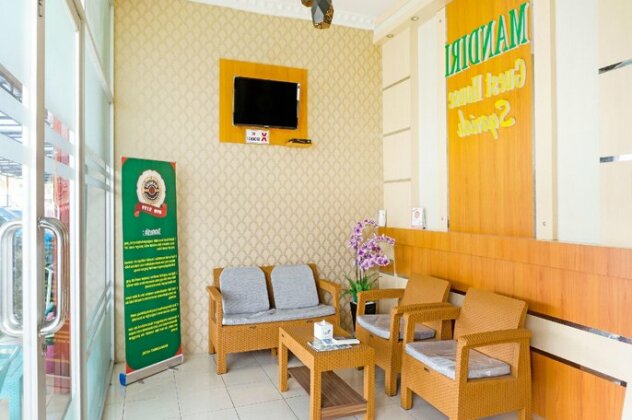 OYO 2199 Mandiri Residence - Photo4