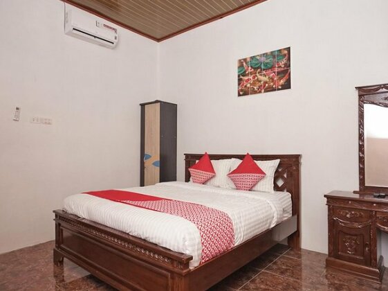 OYO 2410 Intan Hotel - Photo2