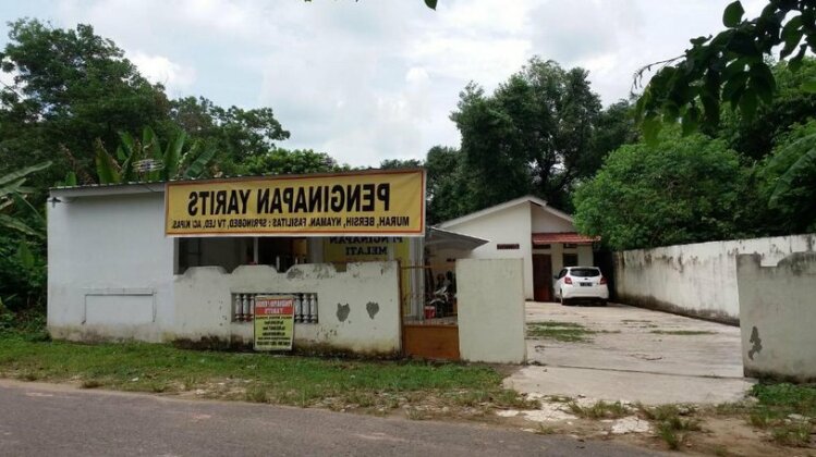 Penginapan Yarits