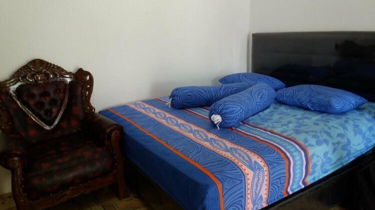 Penginapan Yarits - Photo3