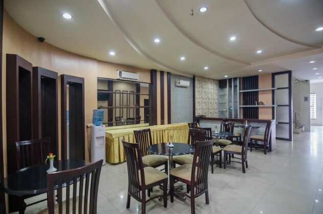 RedDoorz Plus near Simpang Rimbo Jambi - Photo4
