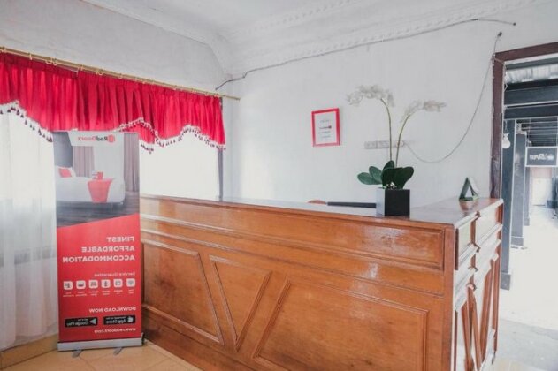RedDoorz Syariah near Kebun Raya Liwa - Photo5