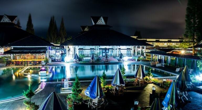 Sibayak Internasional Hotel - Photo3
