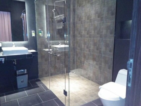The Royal Idi Hotel - Photo5
