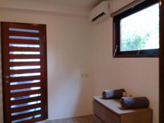Castaway Surf Retreat 1 - Photo4