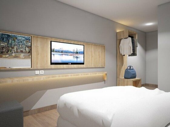 Kaloka Airport Hotel - Photo3