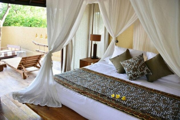Shorea Beach Resort - Photo2