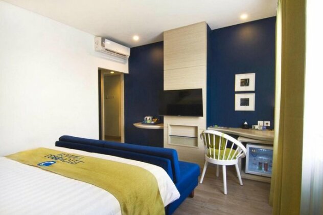 Core Hotel Bonnet Manyar Surabaya - Photo5