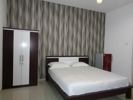 Crystal Guesthouse Surabaya - Photo2