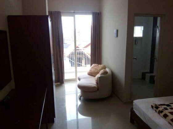 Crystal Guesthouse Surabaya - Photo3