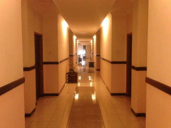 Hotel Fortuna Surabaya - Photo2