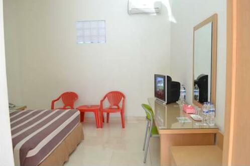 Hotel Sulawesi Kertajaya - Photo2