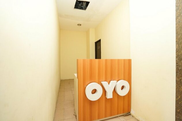 OYO Flagship 910 Apartemen Menara Rungkut - Photo4