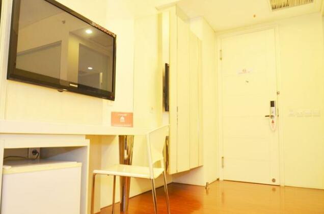 ZEN Rooms Manyar Kertoarjo - Photo3