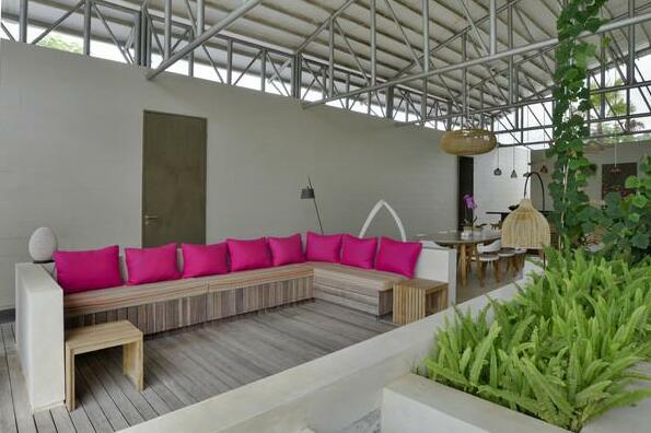 Amazing Luxury Unique Villa full view - Photo5