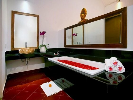 Cokelat Guest House - Photo4