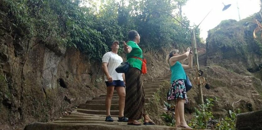 Nyambu Homestay Pedukuhan - Photo3