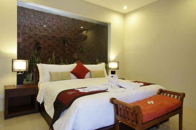 Royal Nyanyi Villa - Photo2
