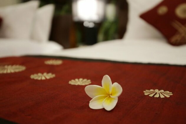 Royal Nyanyi Villa - Photo5