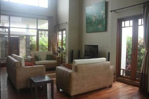 Villa Hemingways - Photo4